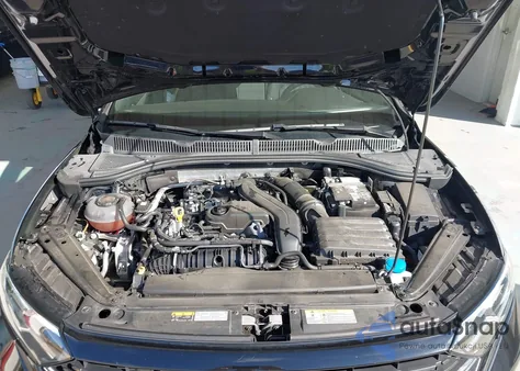 2024 Volkswagen Jetta 1.5T Sport from USA, damaged, VIN 3VWBM7BU9RM039313